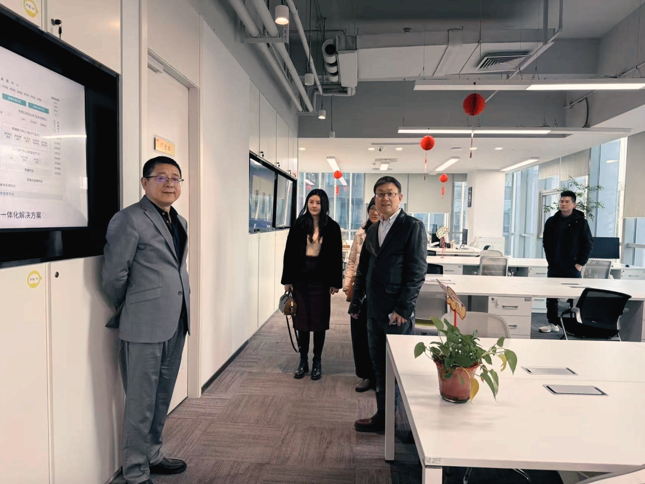 走访交流|全国卫生产业数智化分会会长带队莅临超星医疗,共探卫生产业数智化创新路径